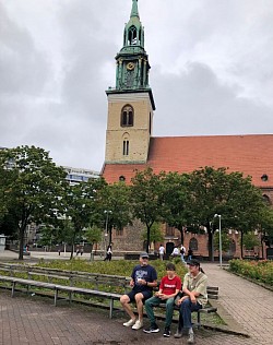 Familia